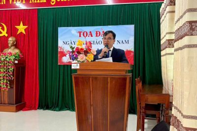 TOẠ ĐÀM KỈ NIỆM 43 NĂM NGÀY NHÀ GIÁO VIỆT NAM 20/11