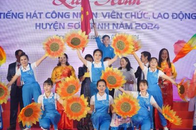 THAM GIA LIÊN HOAN TIẾNG HÁT CÔNG NHÂN, VIÊN CHỨC, LAO ĐỘNG HUYỆN SƠN TỊNH NĂM 2024